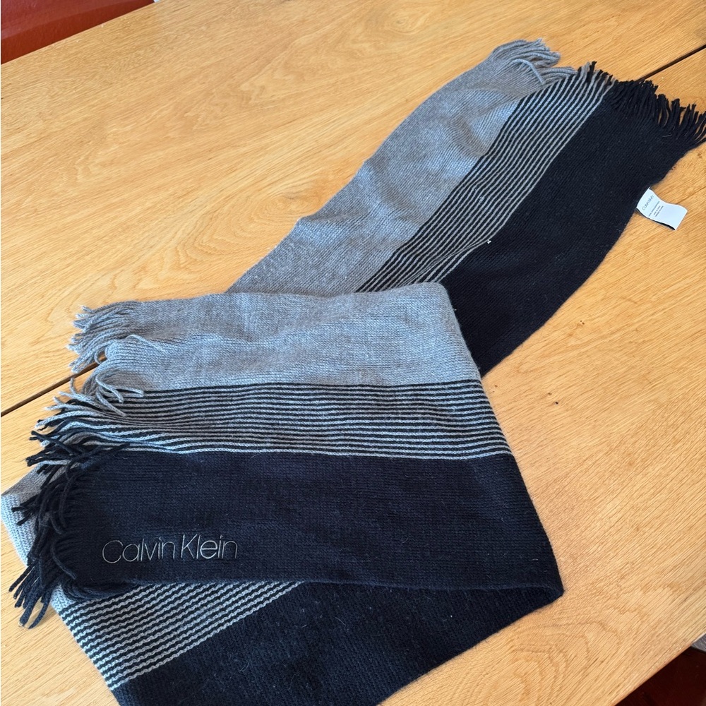 Calvin Klein Black and Gray Knit Scarf